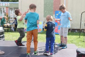 Kolorowy Świat Dziecka - festyn dla dzieci niesłyszących w Olsztynie, ul.M.Grzegorzewskiej