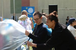 Kolorowy Świat Dziecka - festyn dla dzieci niesłyszących w Olsztynie, ul.M.Grzegorzewskiej