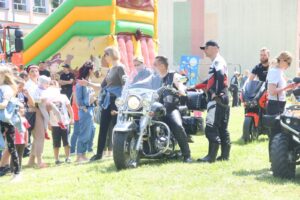 Kolorowy Świat Dziecka - festyn dla dzieci niesłyszących w Olsztynie, ul.M.Grzegorzewskiej