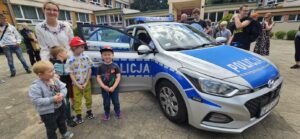 ZASADY BEZPIECZEŃSTWA PODCZAS WAKACJI