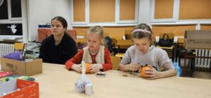 ŚWIĄTECZNA MAGIA WSPÓLNEGO TWORZENIA