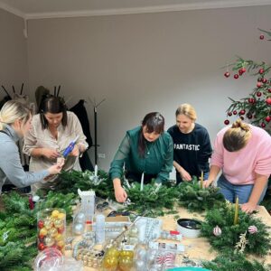 ŚWIĄTECZNA MAGIA WSPÓLNEGO TWORZENIA